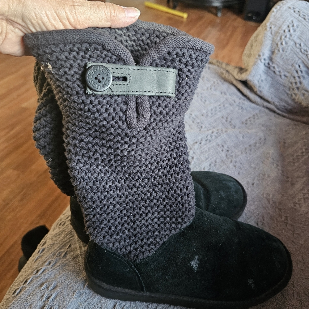 Cozy Knit Button Boots UGGS WOMEN'S SIZE 7
